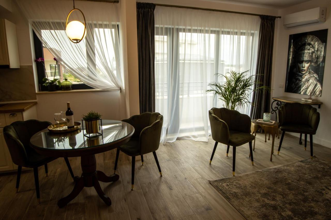 The Clock Apartment Voluntari Ngoại thất bức ảnh